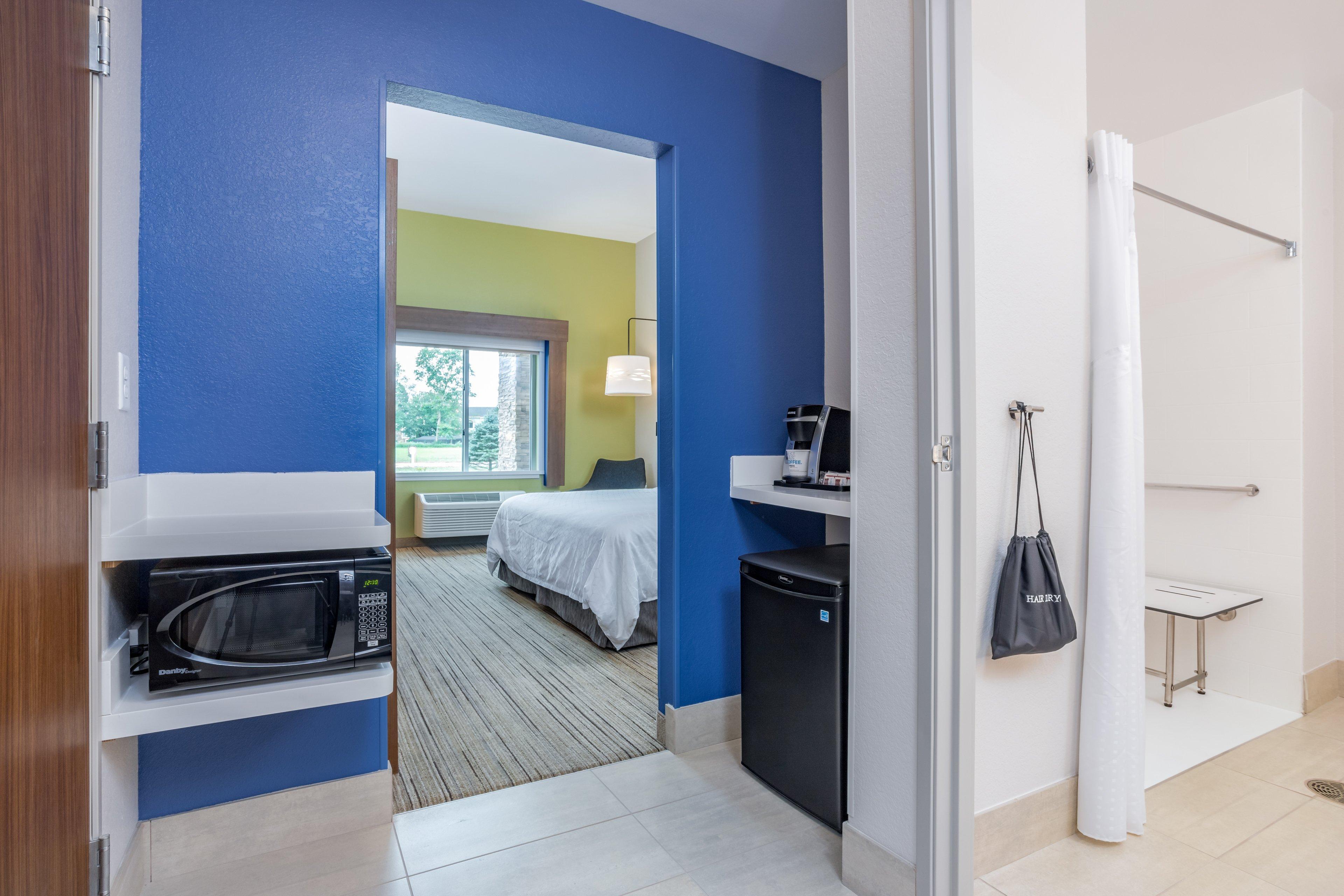 Holiday Inn Express & Suites - Elkhart North By Ihg Εξωτερικό φωτογραφία