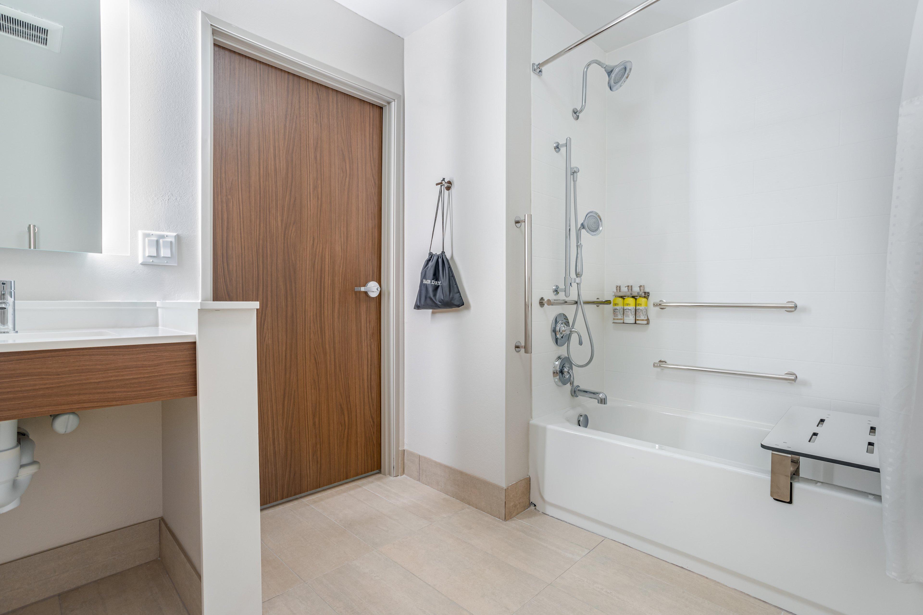 Holiday Inn Express & Suites - Elkhart North By Ihg Εξωτερικό φωτογραφία