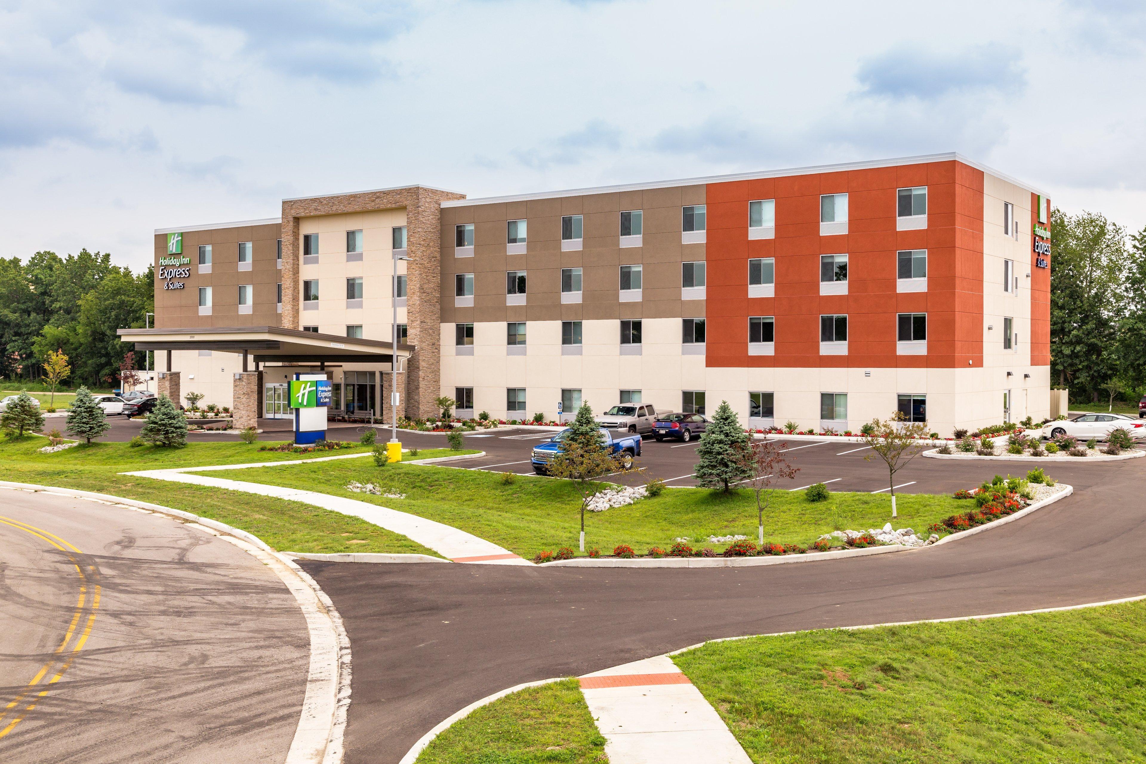 Holiday Inn Express & Suites - Elkhart North By Ihg Εξωτερικό φωτογραφία