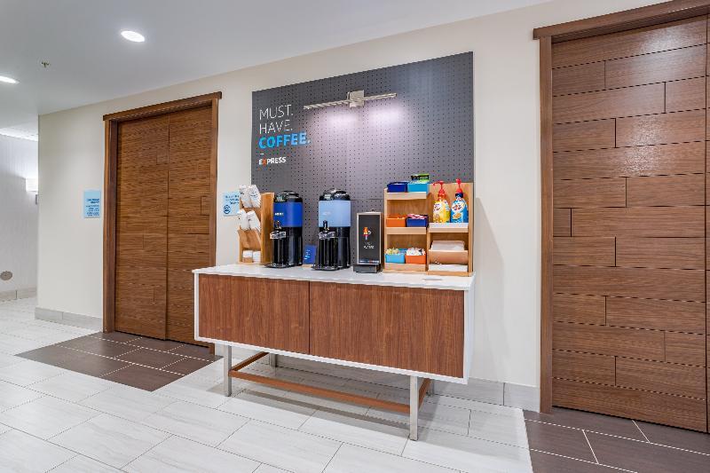 Holiday Inn Express & Suites - Elkhart North By Ihg Εξωτερικό φωτογραφία